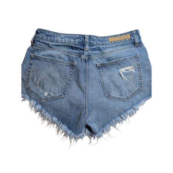 CELLO Jean Shorts Women's M Light Wash Distressed High Rise Cut Off Fray Hem - Picture 2 of 6